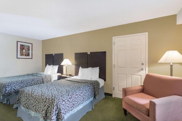 Days Inn & Suites by Wyndham Columbia Airport image 30